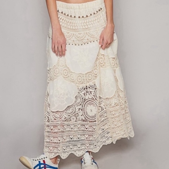 ONE LEFT POL Cream Crochet Knit Metallic Beaded Elastic Waist Maxi Skirt - Picture 6 of 6